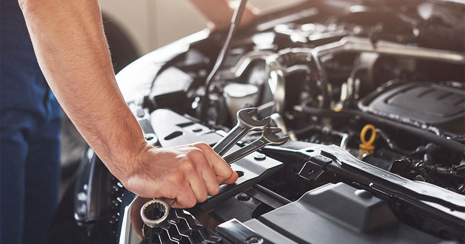 ¿Cómo emprender un negocio de autopartes y vender online?