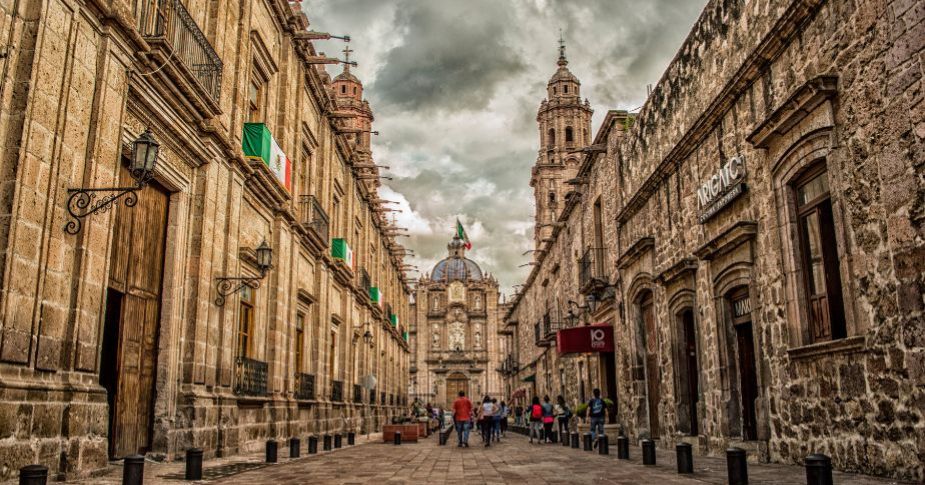 ¿Cómo crear una nueva marca en México? Guía en 8 pasos