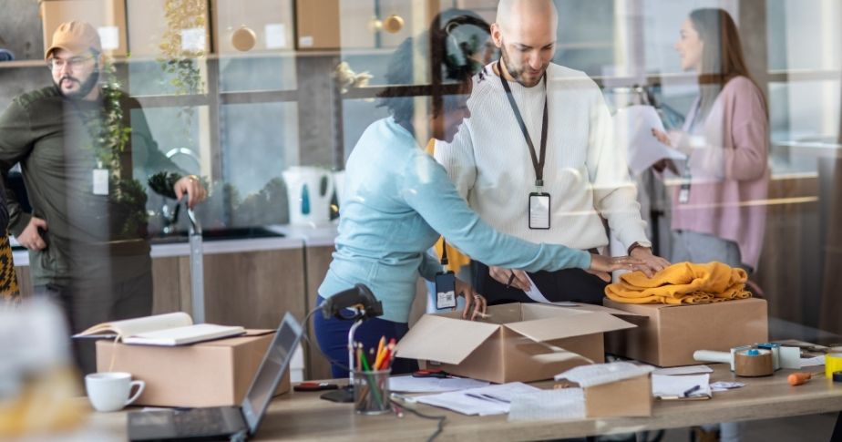 Cómo encontrar proveedores de telas para tu tienda de ropa